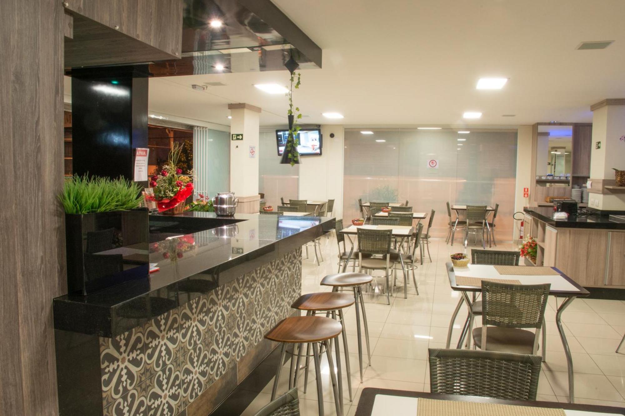 Estoril Hotel Marília Exteriör bild