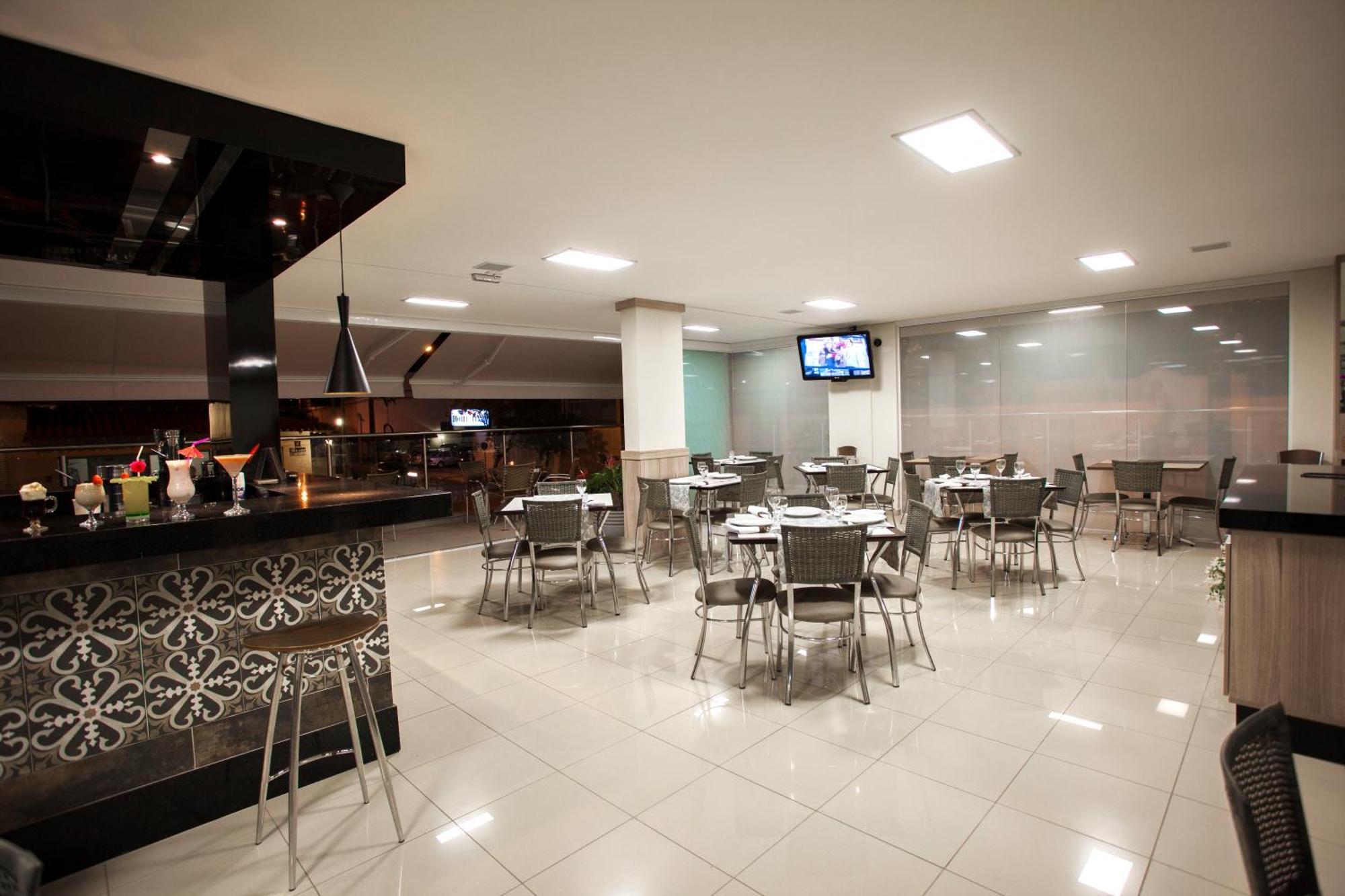 Estoril Hotel Marília Exteriör bild