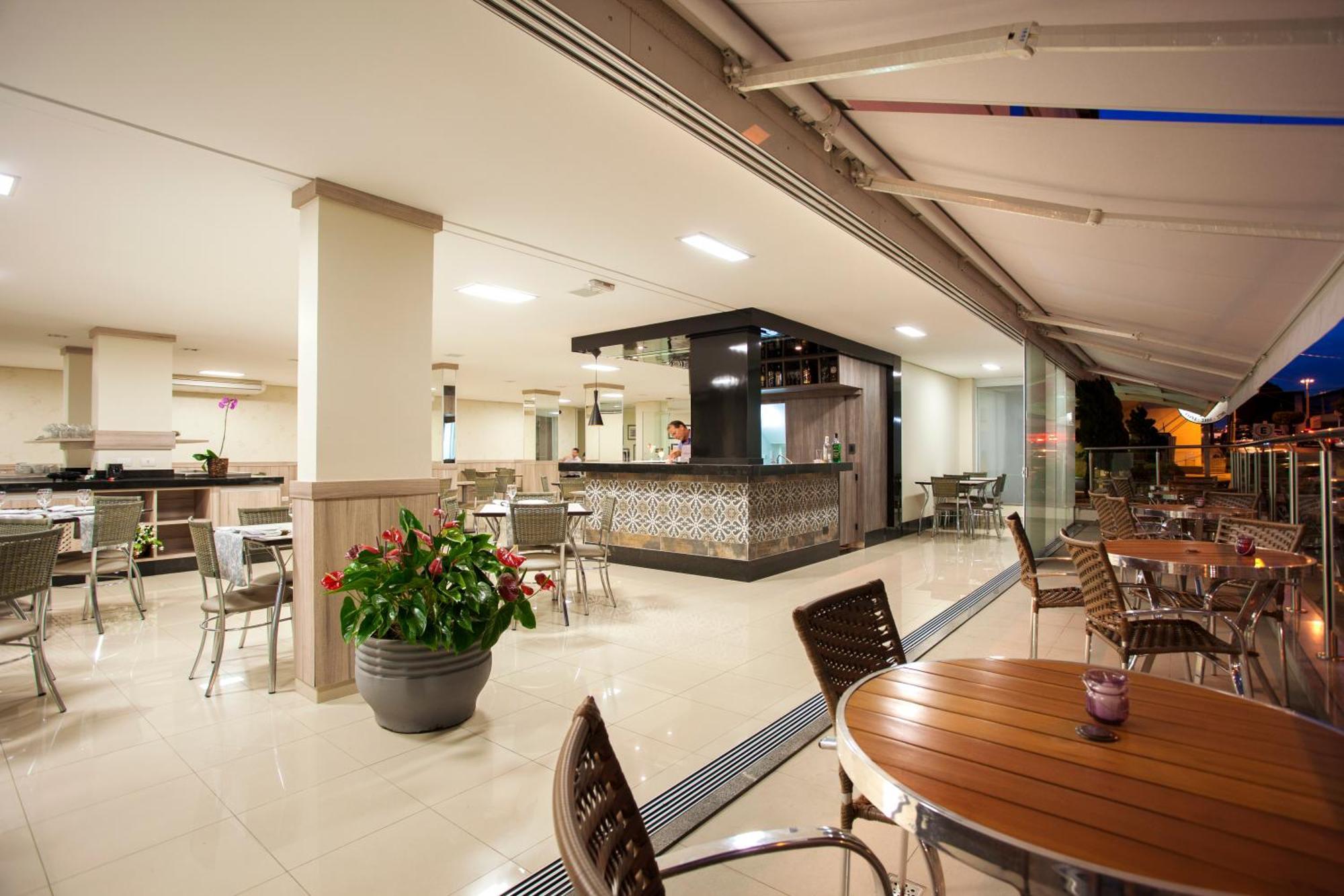 Estoril Hotel Marília Exteriör bild