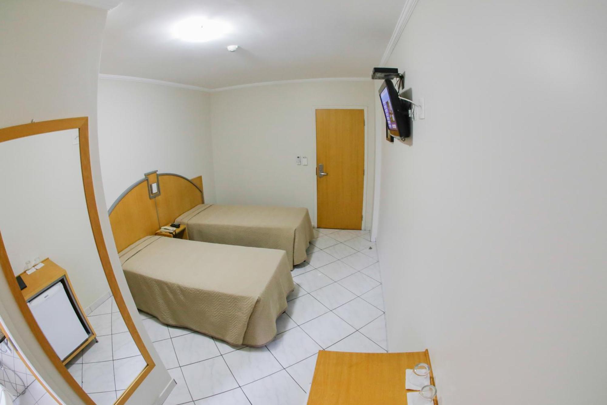 Estoril Hotel Marília Rum bild