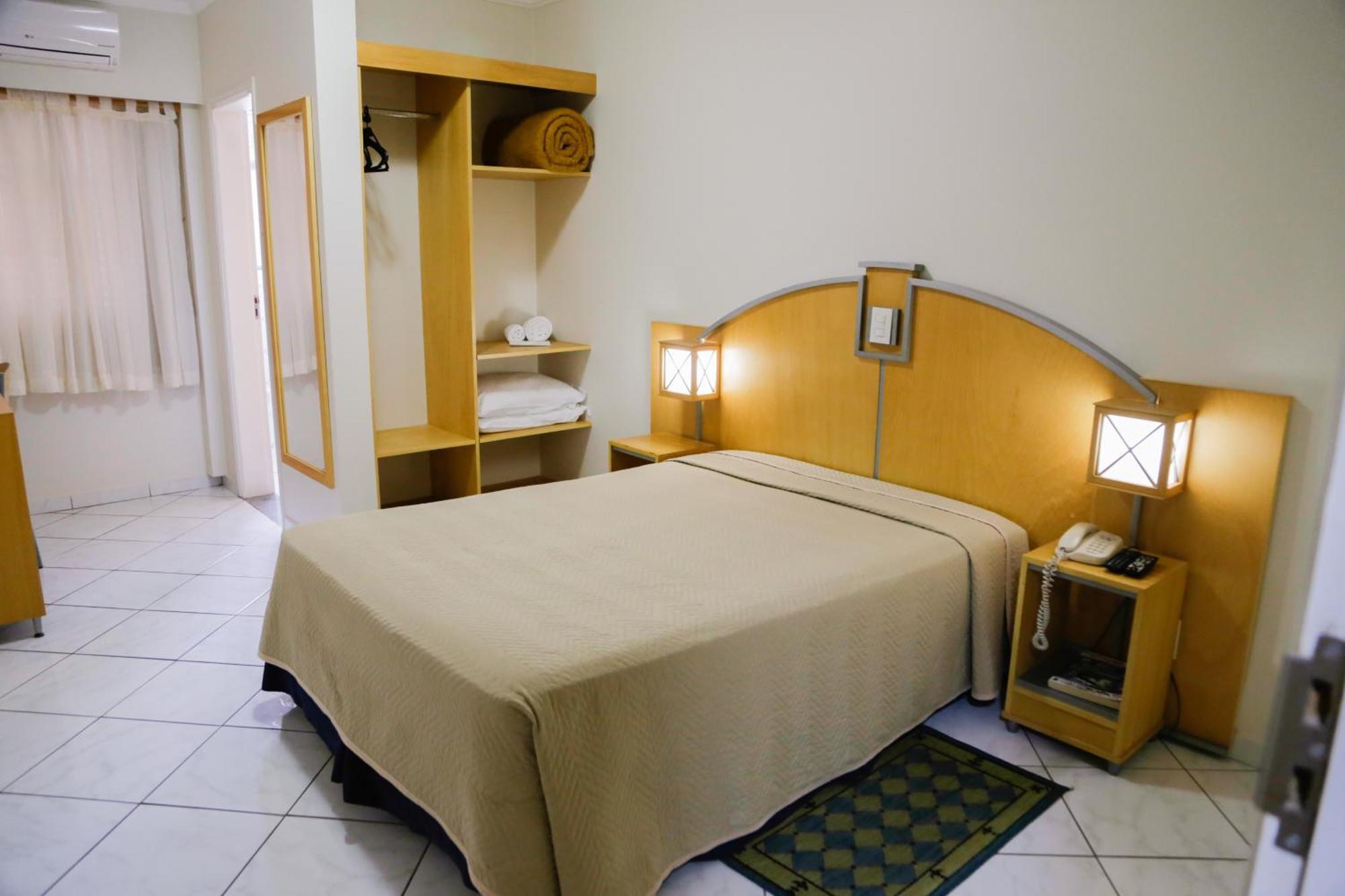 Estoril Hotel Marília Rum bild
