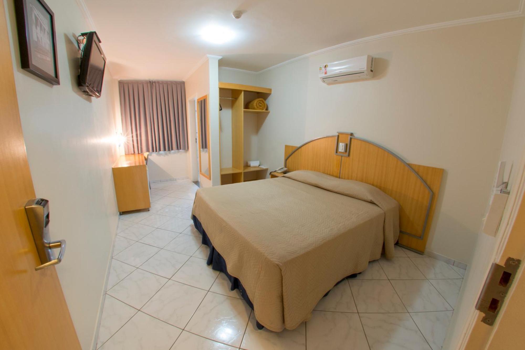 Estoril Hotel Marília Rum bild