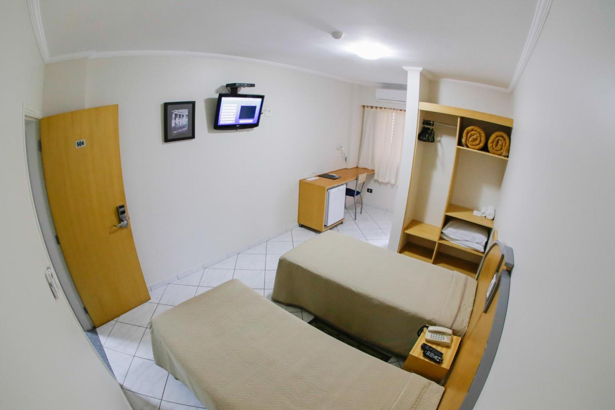 Estoril Hotel Marília Rum bild