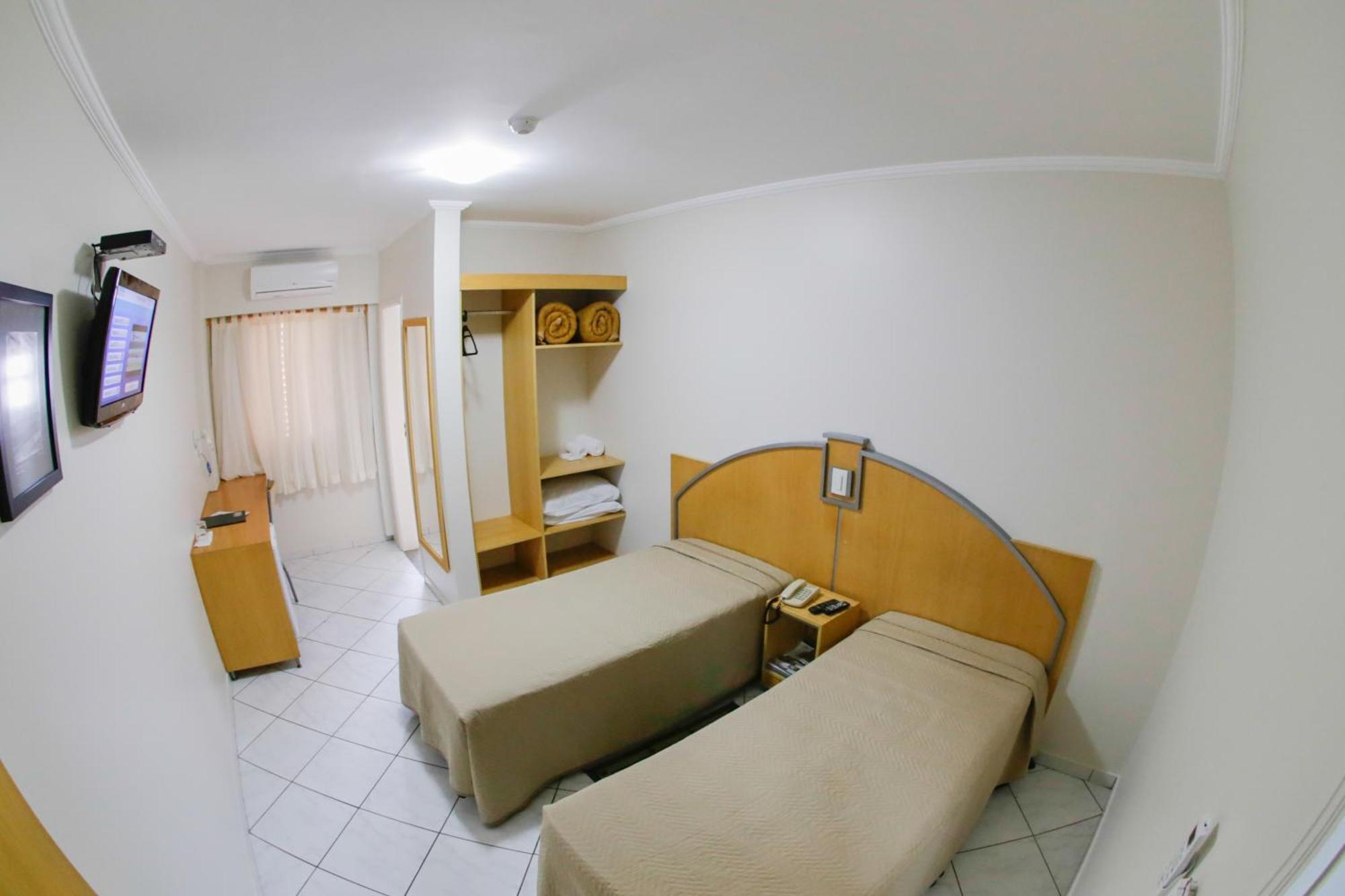 Estoril Hotel Marília Rum bild