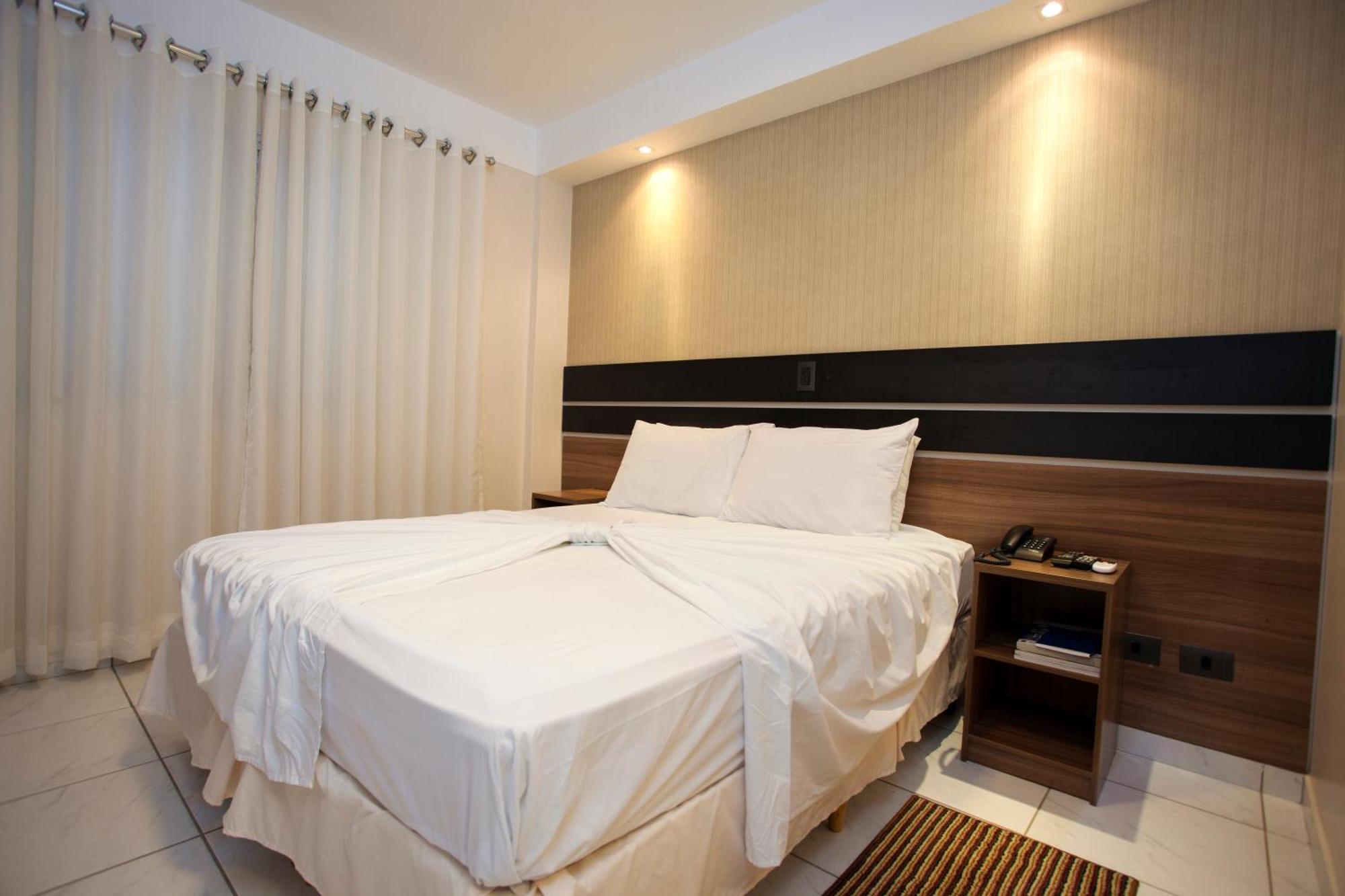 Estoril Hotel Marília Rum bild